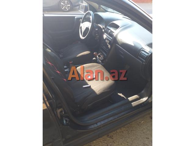Opel Astra, 1.6 L, 1998 il, 300 000 km