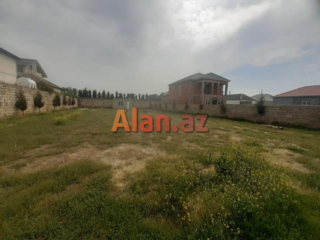 Buzovnada torpaq sahəsi satılır