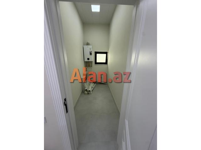 Buzovnada həyət evi satılır