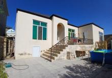 Buzovnada bağ evi satılır