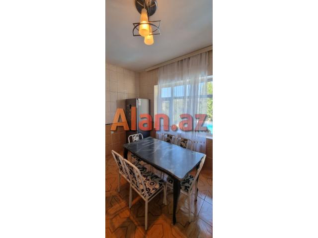 Mərdəkanda villa satılır