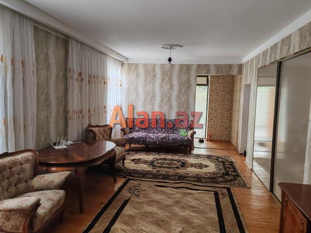 Buzovnada həyət evi satılır