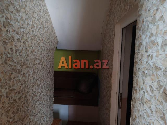 Buzovnada həyət evi satılır