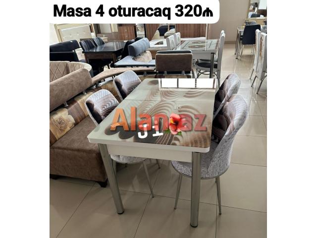 Masa ve stullar