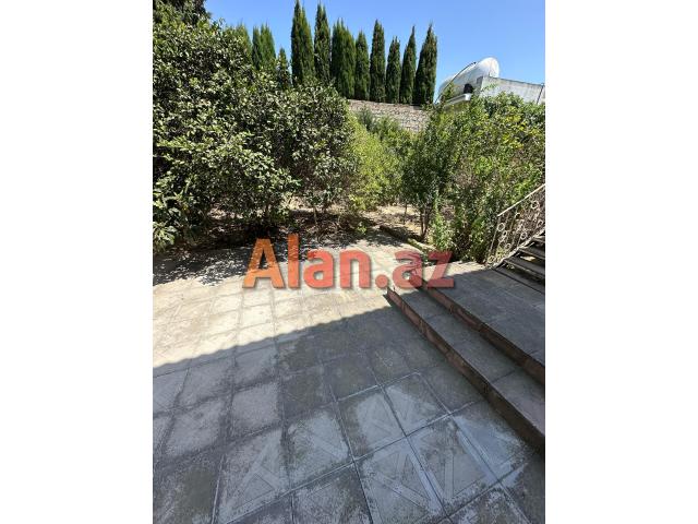Şüvəlanda 9 sot torpaq satılır