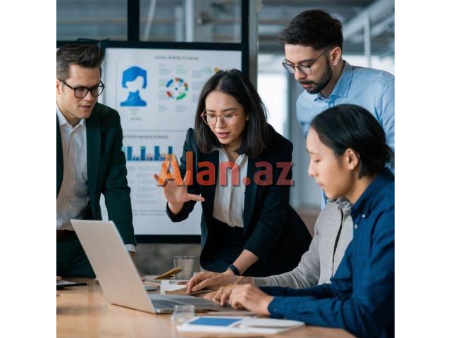 Biznes Layihəsinə Məlumat Meneceri axtarılır