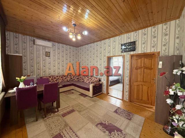 Maştağada həyət evi satılır