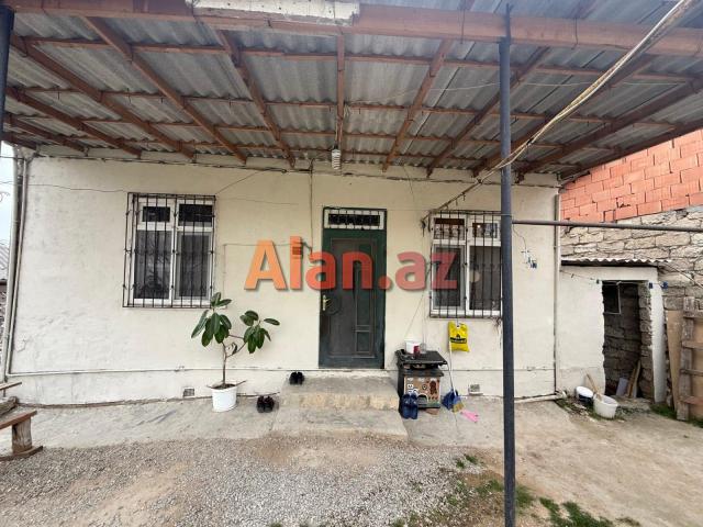Maştağada həyət evi satılır