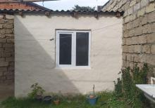Maştağada həyət evi satılır