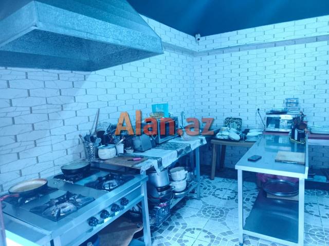 Xirdalan seheri.Heyder Eliyev parkinin yaninda