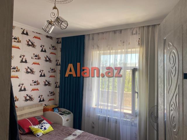 Buzovnada həyət evi satılır
