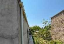 Buzovnada həyət evi satılır