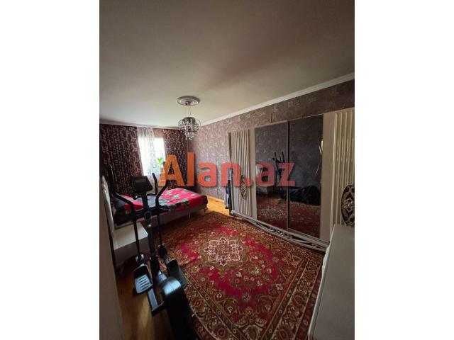 Buzovnada həyət evi satılır