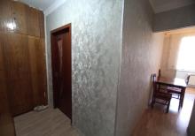 Qarayevdə qanuni 2 otaqlı geniş mənzil