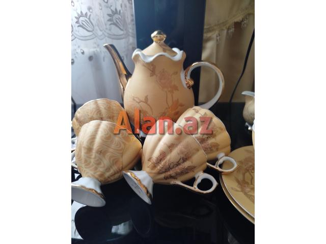 Çay dəsti satılır