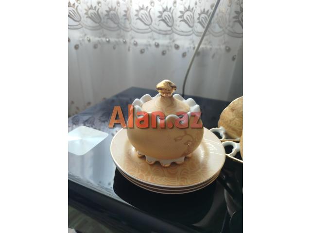 Çay dəsti satılır