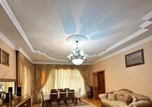 Bileceri qesebesinde 3mertebeli 8otaqli villa kiraye verilir