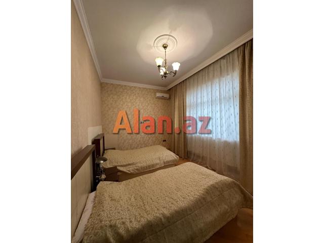 Bileceri qesebesinde 3mertebeli 8otaqli villa kiraye verilir