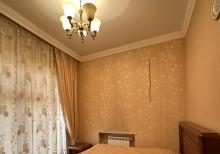 Bileceri qesebesinde 3mertebeli 8otaqli villa kiraye verilir