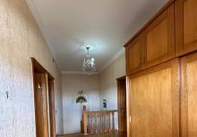 Bileceri qesebesinde 3mertebeli 8otaqli villa kiraye verilir