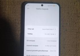 Xiaomi Redmi Note 11 telefonu satılir.