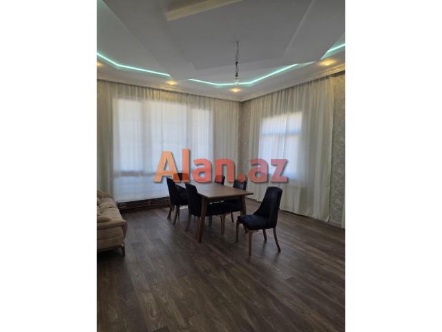 Buzovnada həyət evi satılır