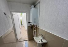 Şüvəlanda bağ evi satılır