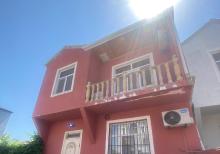 Həyət  evi.