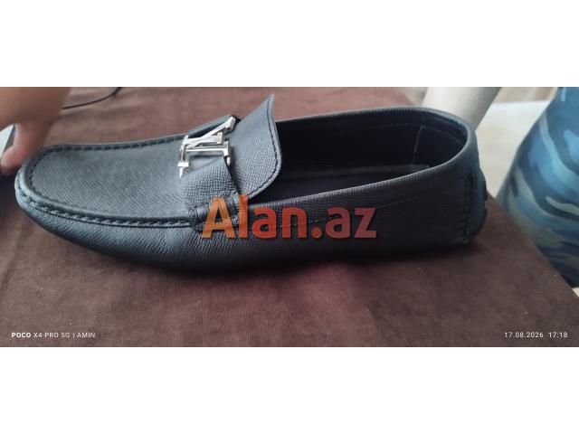 Ayaqqabı brend