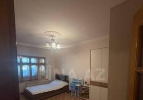Razində satılır 3 otaqlı köhnə tikili