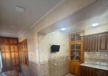 Razində satılır 3 otaqlı köhnə tikili