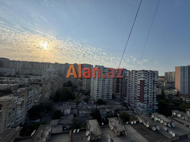 Zərifə Göz klinikasının yanı