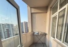 Zərifə Göz klinikasının yanı