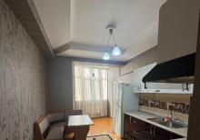 Zərifə Göz klinikasının yanı