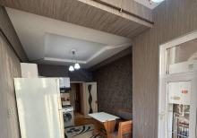 Zərifə Göz klinikasının yanı