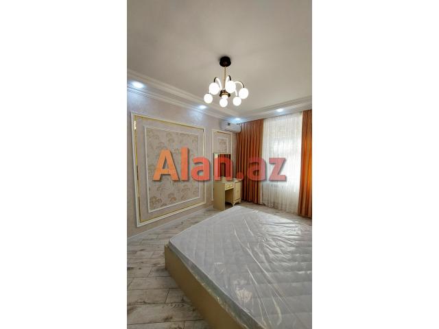 Aaaf  parkda  2 otaqlı Mənzil  satışda