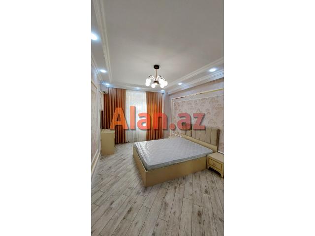 Aaaf  parkda  2 otaqlı Mənzil  satışda