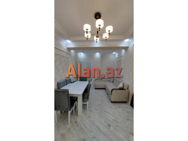 Aaaf  parkda  2 otaqlı Mənzil  satışda