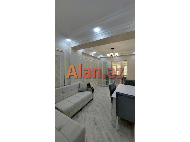 Aaaf  parkda  2 otaqlı Mənzil  satışda