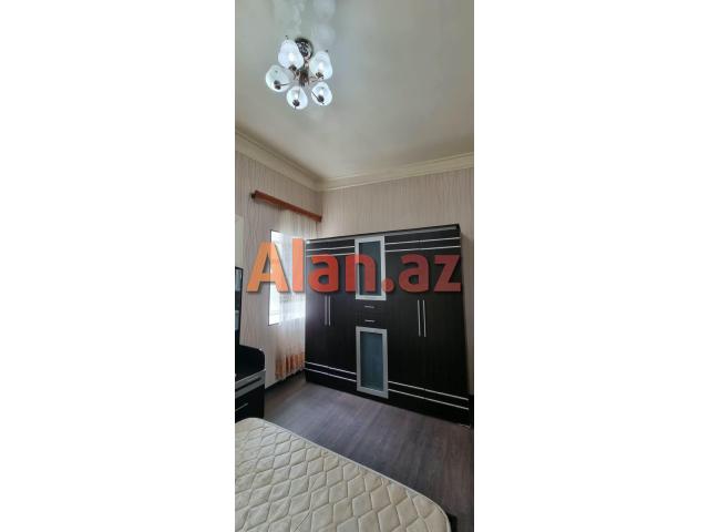 Buzovnada həyət evi satılır