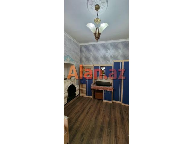 Buzovnada həyət evi satılır