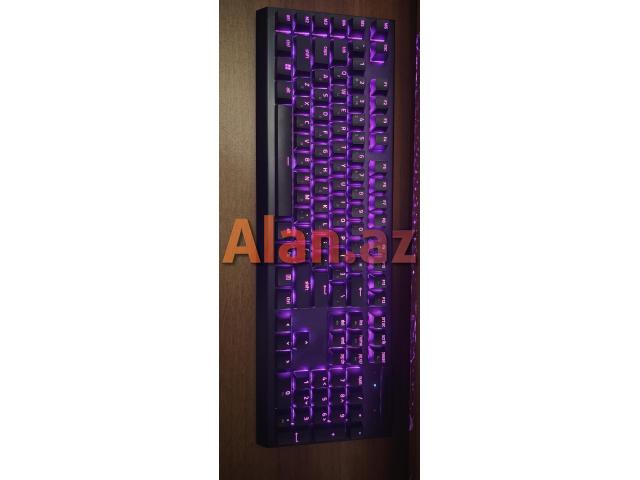 Razer BlackWidow V4 — Premium Mexaniki Gaming Klaviatura