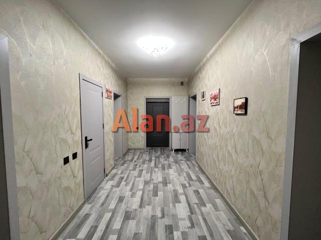Buzovnada həyət evi satılır