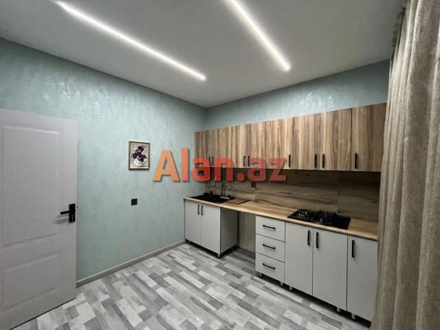 Buzovnada həyət evi satılır