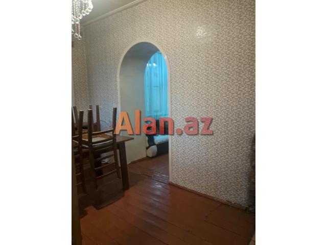 Təcili.Buzovna.Cümə məscidinin tam yanı