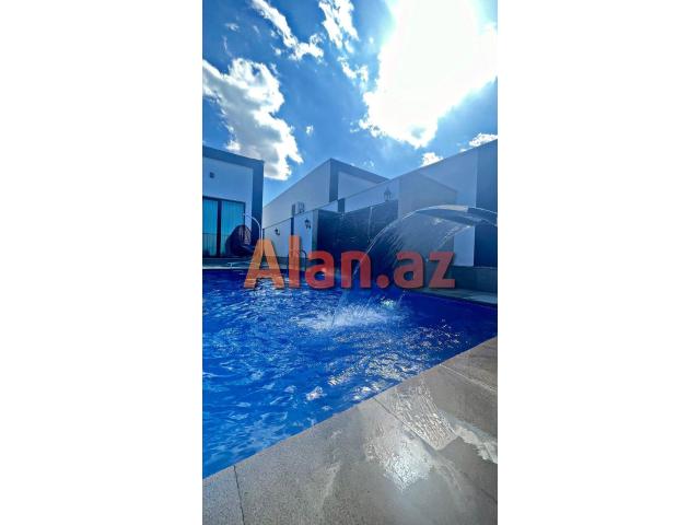 Mərdəkanda villa satılır