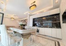 Mərdəkanda villa satılır