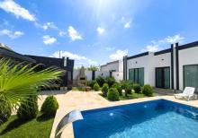 Mərdəkanda villa satılır