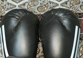 Boks əlcəyi