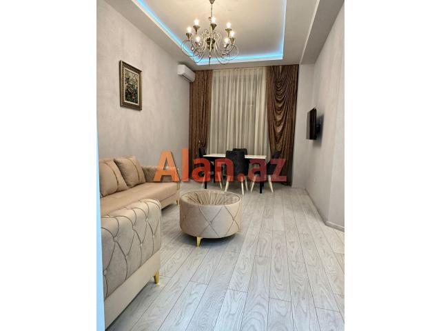 Tibb Universitetin yanı